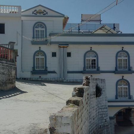 Hotel Vasantham Palace Ooty Exterior foto